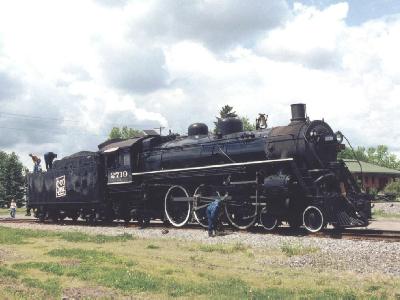 Right-click and choose - Set as Wallpaper