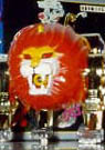 smlion.jpg (13721 bytes)